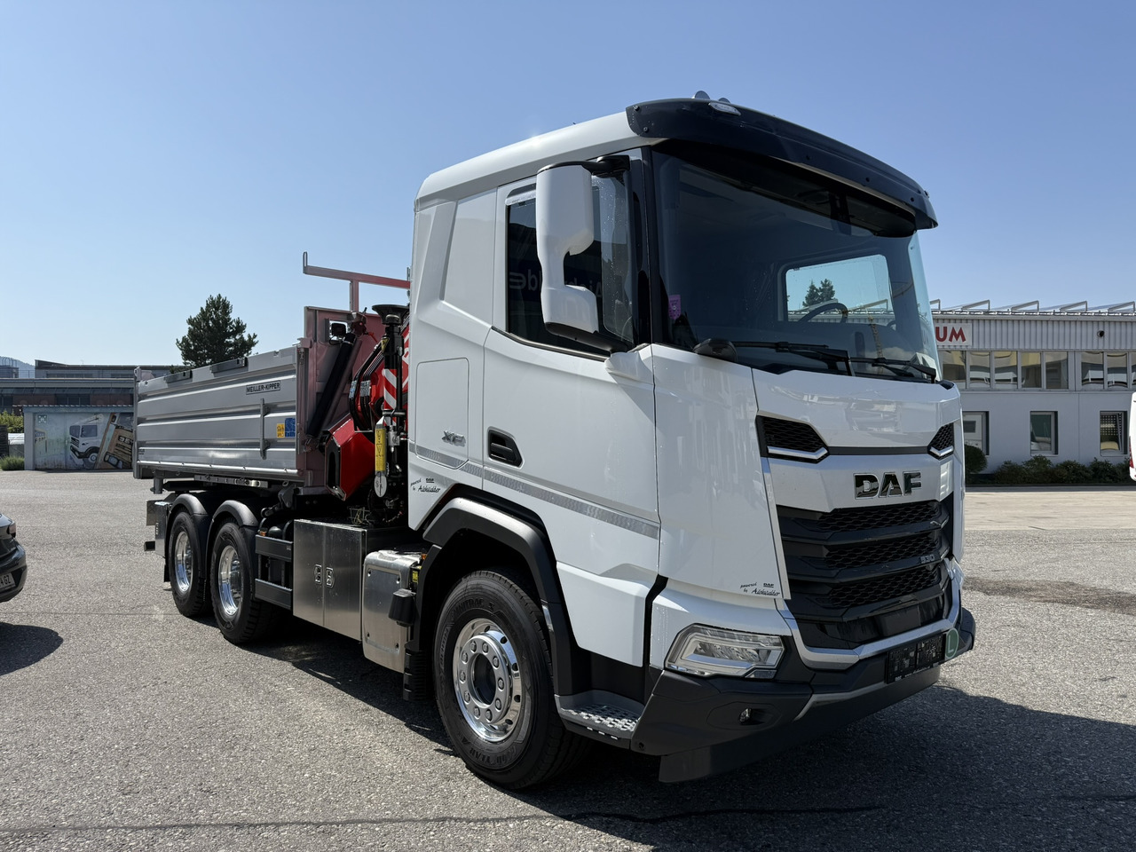DAF XF 530 FAT Frontkran Fassi F255 A Vorlauf 2026 ! - Autocarro ribaltabile, Camion con gru: foto 2 DAF XF 530 FAT Frontkran Fassi F255 A Vorlauf 2026 ! - Autocarro ribaltabile, Camion con gru: foto 2