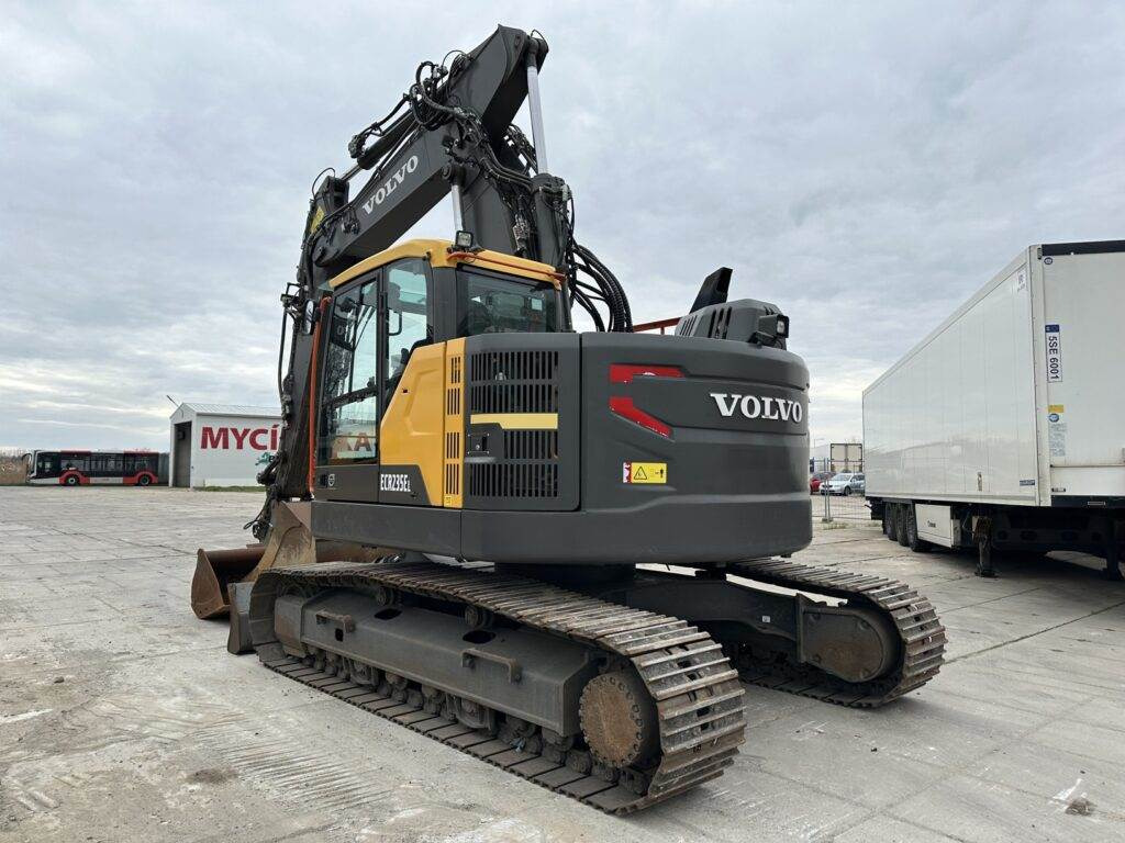 Volvo ECR235EL - Escavatore cingolato: foto 2 Volvo ECR235EL - Escavatore cingolato: foto 2