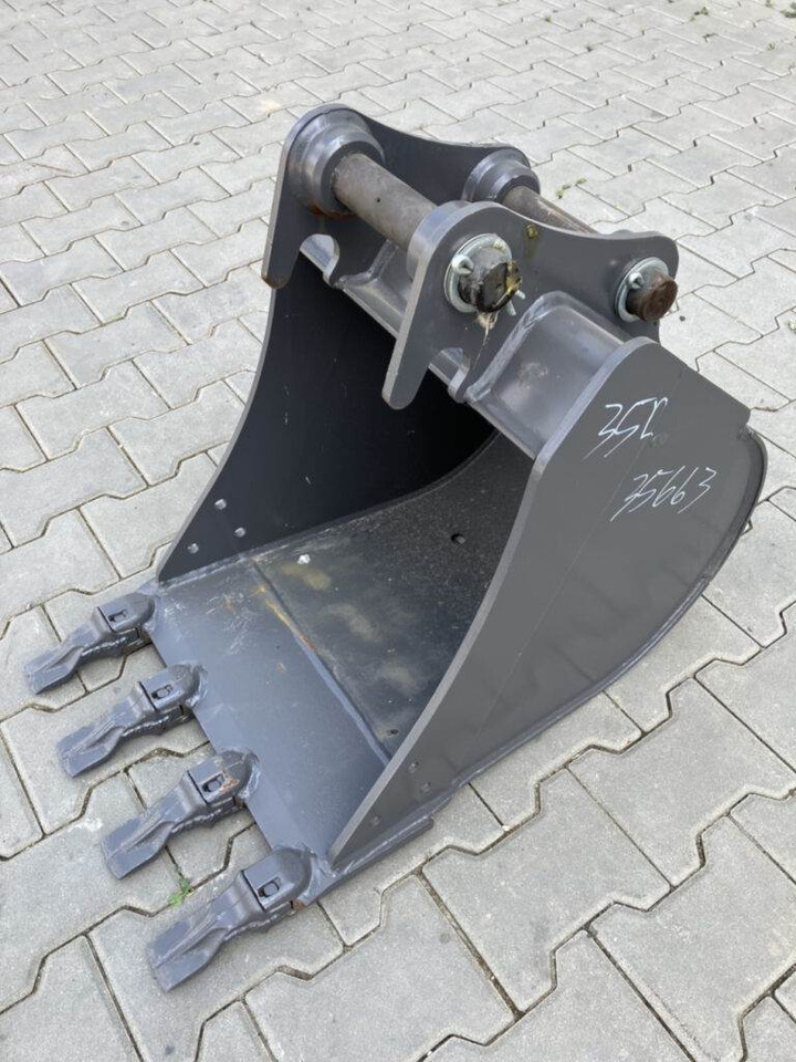 Volvo Tieflöffel mit Zähnen - Festanbau - Terna: foto 1 Volvo Tieflöffel mit Zähnen - Festanbau - Terna: foto 1