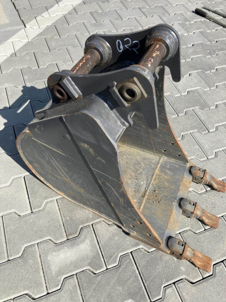 Volvo Tieflöffel mit Zähnen - Festanbau - Terna: foto 1 Volvo Tieflöffel mit Zähnen - Festanbau - Terna: foto 1