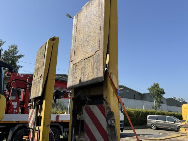 Faymonville F-S44-1ALN Multimax Radmulden Ausziehbar 69,8 T - Semirimorchio pianale ribassato: foto 3 Faymonville F-S44-1ALN Multimax Radmulden Ausziehbar 69,8 T - Semirimorchio pianale ribassato: foto 3