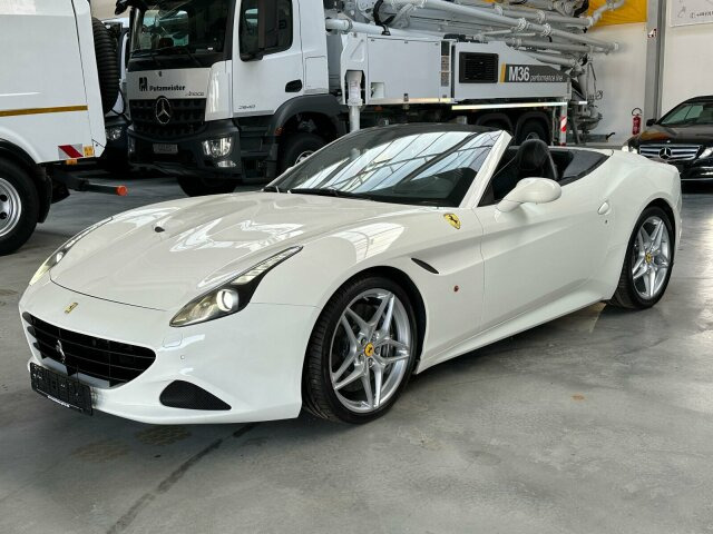 Ferrari F149 Cabrio - Cabriolet: foto 5 Ferrari F149 Cabrio - Cabriolet: foto 5