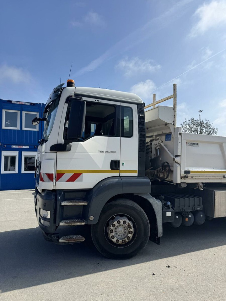 MAN TGS 26.400 6x2*4 Kipper Bordm. Kran ATLAS 172.3E - Autocarro ribaltabile, Camion con gru: foto 2 MAN TGS 26.400 6x2*4 Kipper Bordm. Kran ATLAS 172.3E - Autocarro ribaltabile, Camion con gru: foto 2