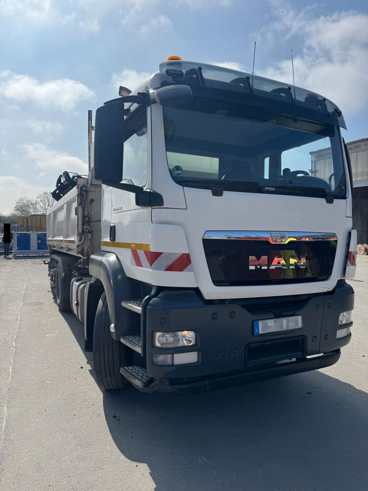 MAN TGS 26.400 6x2*4 Kipper Bordm. Kran ATLAS 172.3E - Camion con gru: foto 1 MAN TGS 26.400 6x2*4 Kipper Bordm. Kran ATLAS 172.3E - Camion con gru: foto 1