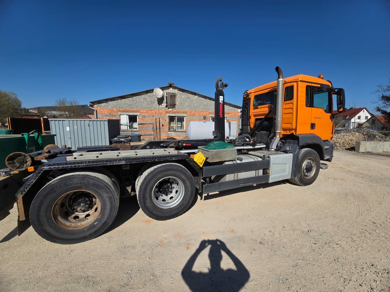 MAN TGS 26.500 6x6H Abrollkipper HIAB - Autocarro scarrabile, Camion con gru: foto 4 MAN TGS 26.500 6x6H Abrollkipper HIAB - Autocarro scarrabile, Camion con gru: foto 4