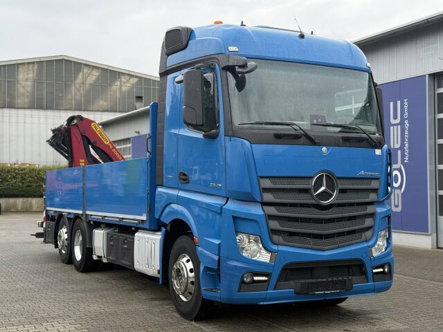 Mercedes-Benz ACTROS 2545 6x2 Pritsche Kran Palfinger PK20001K - Camion con gru: foto 1 Mercedes-Benz ACTROS 2545 6x2 Pritsche Kran Palfinger PK20001K - Camion con gru: foto 1