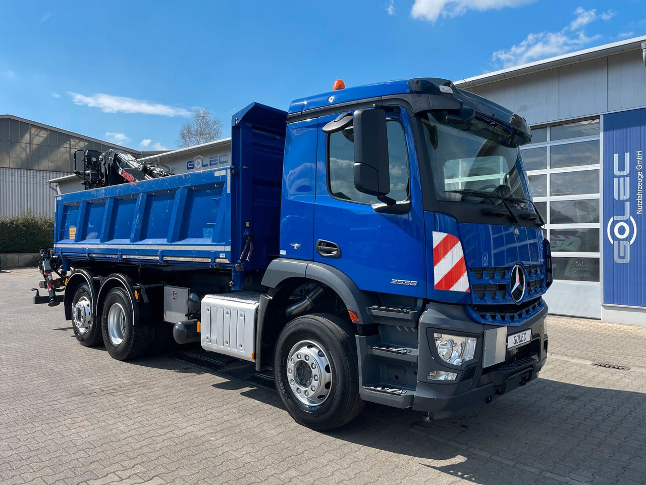 Mercedes-Benz AROCS 2536 6x2*4 Kipper Kran HIAB - Autocarro ribaltabile, Camion con gru: foto 1 Mercedes-Benz AROCS 2536 6x2*4 Kipper Kran HIAB - Autocarro ribaltabile, Camion con gru: foto 1