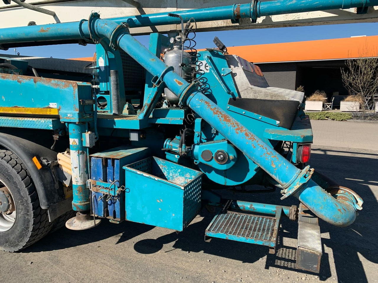 Pompa autocarrata Mercedes-Benz AROCS 2636 6x4 Euro 6 Betonpumpe SERMAC 4Z36: foto 21