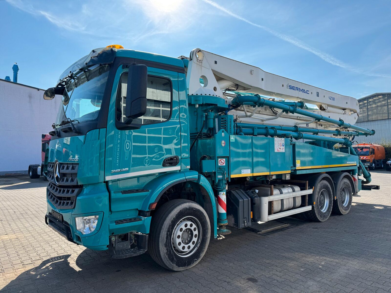 Mercedes-Benz AROCS 2836 6x4 Euro 6 Betonpumpe SERMAC 4Z38 - Pompa autocarrata: foto 2 Mercedes-Benz AROCS 2836 6x4 Euro 6 Betonpumpe SERMAC 4Z38 - Pompa autocarrata: foto 2