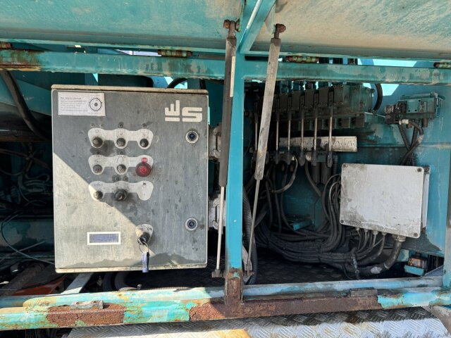 Pompa autocarrata Mercedes-Benz AROCS 2844 6x4 Euro 6 Betonpumpe SERMAC 5Z33: foto 6 Pompa autocarrata Mercedes-Benz AROCS 2844 6x4 Euro 6 Betonpumpe SERMAC 5Z33: foto 6