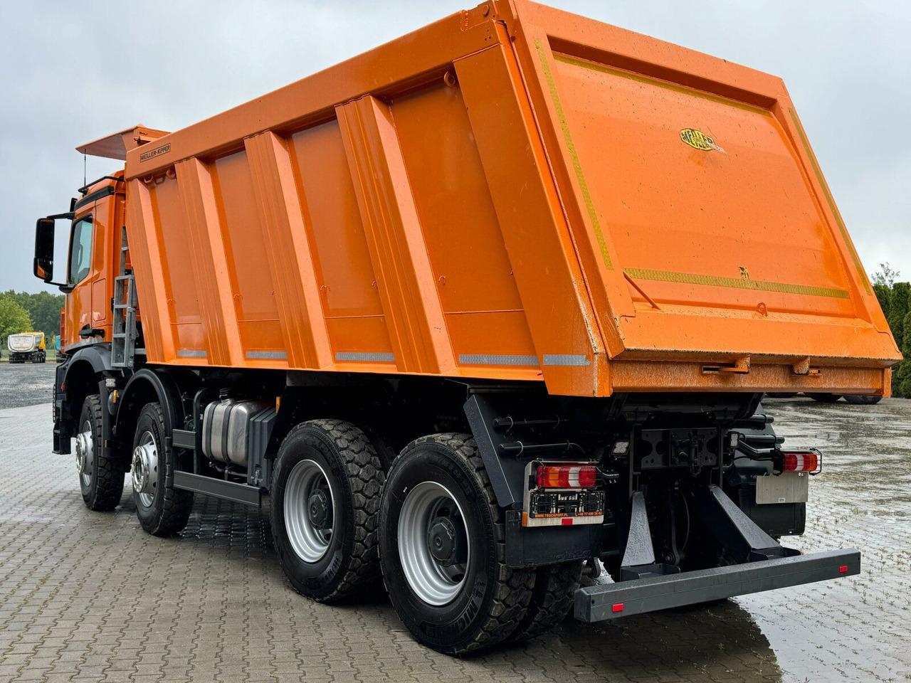 Mercedes-Benz AROCS 4851 8x6 Euro 6 Gesteinkipper MEILLER - Autocarro ribaltabile: foto 5 Mercedes-Benz AROCS 4851 8x6 Euro 6 Gesteinkipper MEILLER - Autocarro ribaltabile: foto 5