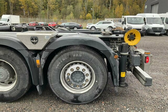 Mercedes-Benz Arocs 3253 8x4 Abrollkipper Kran Palfinger 37002 - Autocarro scarrabile, Camion con gru: foto 5 Mercedes-Benz Arocs 3253 8x4 Abrollkipper Kran Palfinger 37002 - Autocarro scarrabile, Camion con gru: foto 5