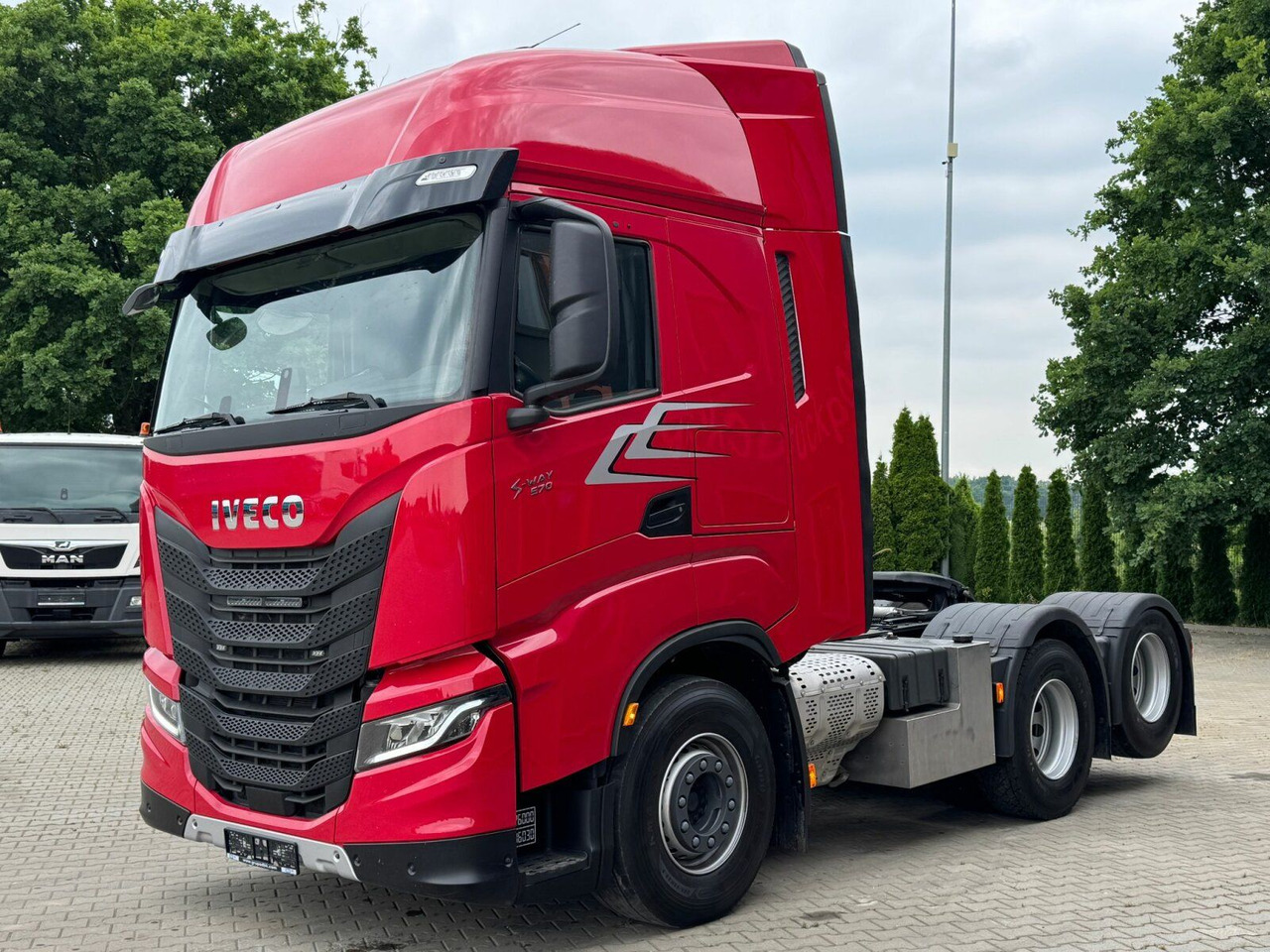 Iveco S-WAY 570 6x2 EURO6 BOOGIE Kipphydraulik - Trattore stradale: foto 2 Iveco S-WAY 570 6x2 EURO6 BOOGIE Kipphydraulik - Trattore stradale: foto 2