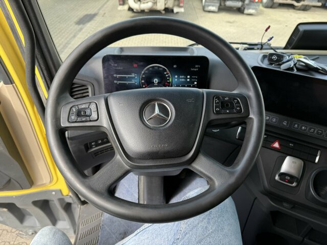 Mercedes-Benz ACTROS 1846 4x4 HAD Eur 6 Kipphydraulik Retarder - Trattore stradale: foto 5 Mercedes-Benz ACTROS 1846 4x4 HAD Eur 6 Kipphydraulik Retarder - Trattore stradale: foto 5