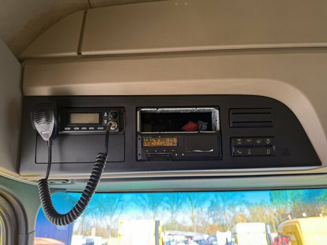 Mercedes-Benz ACTROS 1846 4x4 HAD Eur 6 Kipphydraulik Retarder - Trattore stradale: foto 4 Mercedes-Benz ACTROS 1846 4x4 HAD Eur 6 Kipphydraulik Retarder - Trattore stradale: foto 4