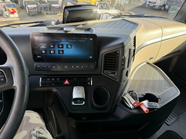 Mercedes-Benz ACTROS 1846 4x4 HAD Euro 6 Kipphydraulik - Trattore stradale: foto 3 Mercedes-Benz ACTROS 1846 4x4 HAD Euro 6 Kipphydraulik - Trattore stradale: foto 3