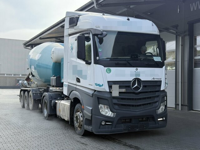 Mercedes-Benz Actros 1845 SZM 4x2 Retarder Kipph. - Trattore stradale: foto 1 Mercedes-Benz Actros 1845 SZM 4x2 Retarder Kipph. - Trattore stradale: foto 1