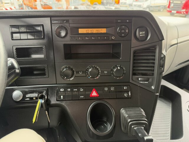 Mercedes-Benz Antos 2136 4x2 SZM Superlight - Trattore stradale: foto 3 Mercedes-Benz Antos 2136 4x2 SZM Superlight - Trattore stradale: foto 3