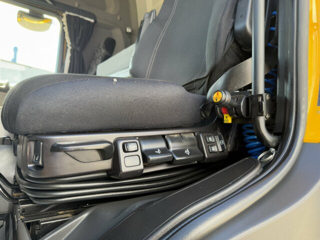 Scania G450 XT 4x4 Euro 6 SZM Kipphydraulik Blatt/ Luft - Trattore stradale: foto 5 Scania G450 XT 4x4 Euro 6 SZM Kipphydraulik Blatt/ Luft - Trattore stradale: foto 5