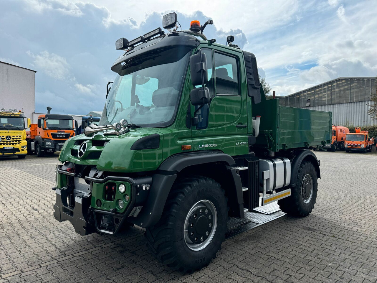 Unimog U430 Kipper mit Reifendruckregelanlage - Autocarro ribaltabile: foto 3 Unimog U430 Kipper mit Reifendruckregelanlage - Autocarro ribaltabile: foto 3