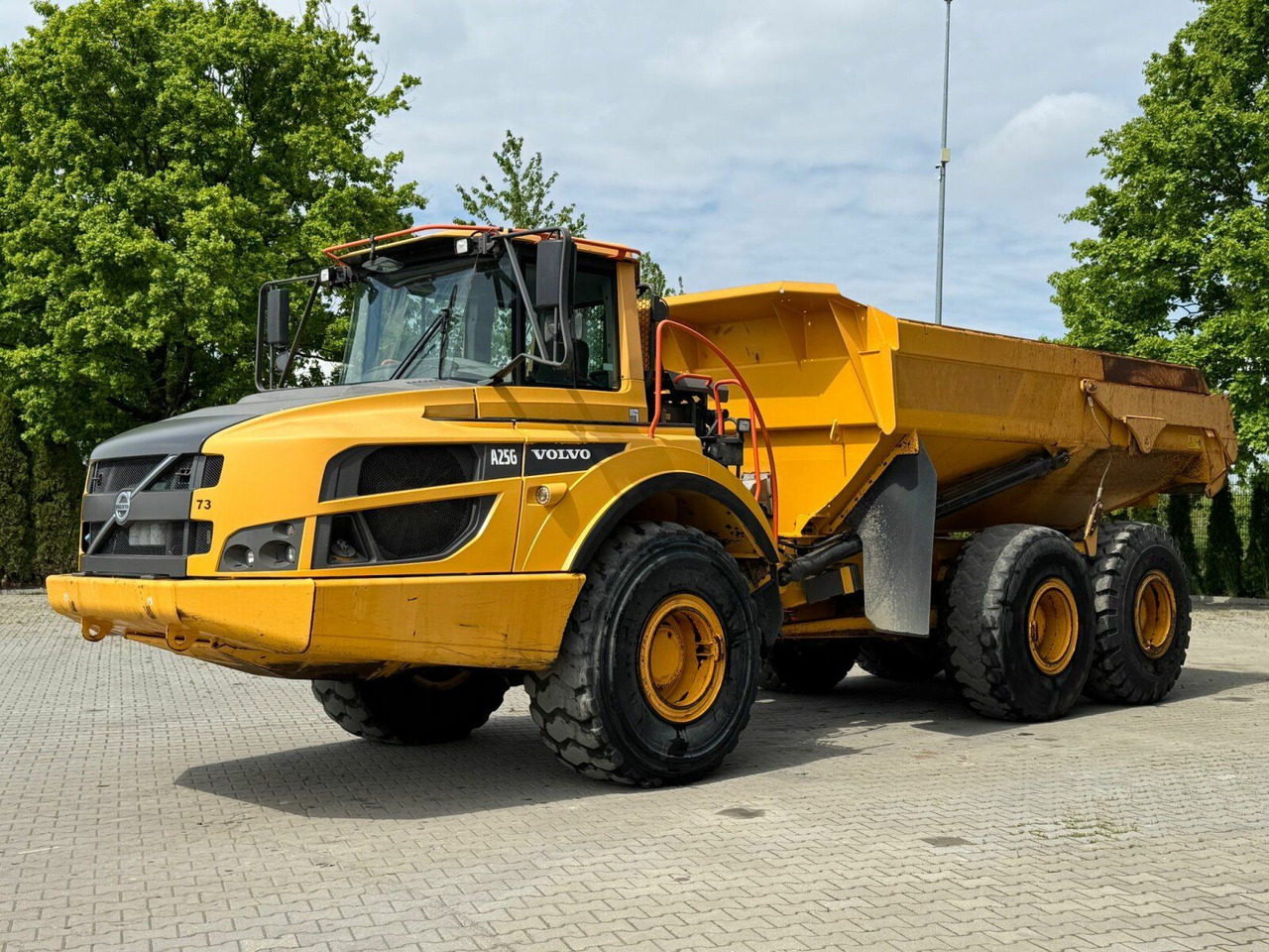 Volvo A25G Dumper 22,5 Ton 11.361 Stunden Volvo A25G Dumper 22,5 Ton 11.361 Stunden - Dumper articolato: foto 2 Volvo A25G Dumper 22,5 Ton 11.361 Stunden Volvo A25G Dumper 22,5 Ton 11.361 Stunden - Dumper articolato: foto 2