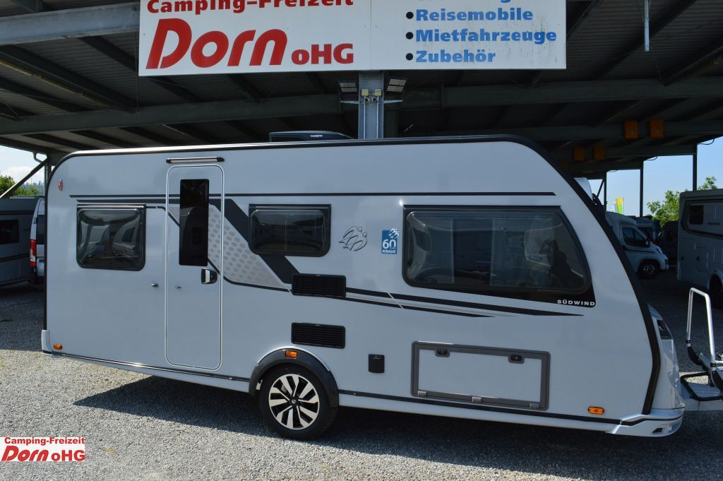 Knaus Südwind 500 EU 60 Years Dachklima - Caravan: foto 1 Knaus Südwind 500 EU 60 Years Dachklima - Caravan: foto 1