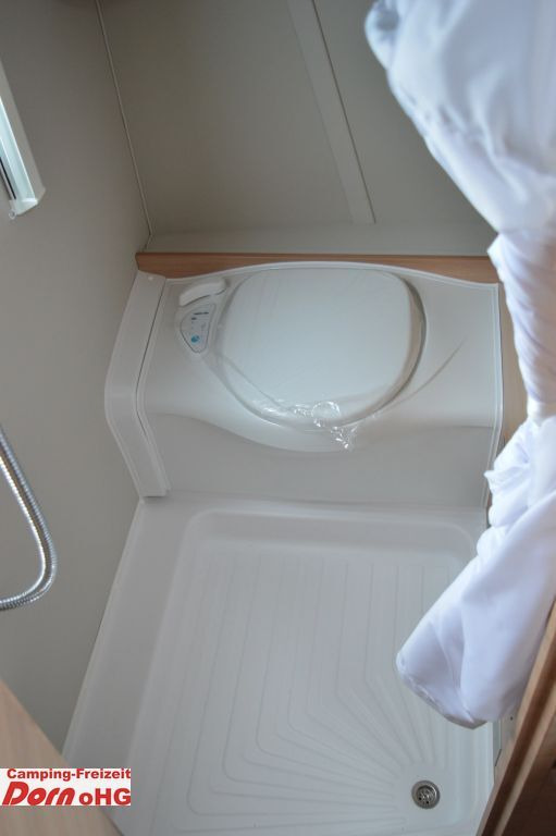 Caravan Knaus Südwind 500 UF 60 YEARS Alde Warmwasserheizung: foto 11