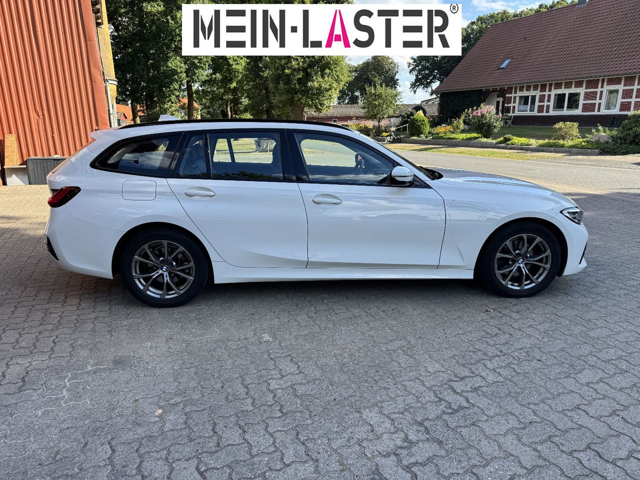 BMW 320 d xDrive touring Sport Line shadow AHK - Station wagon: foto 5 BMW 320 d xDrive touring Sport Line shadow AHK - Station wagon: foto 5