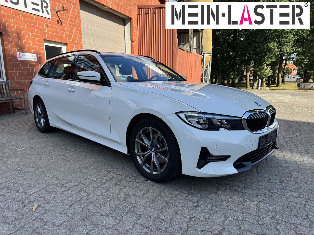 BMW 320 d xDrive touring Sport Line shadow AHK - Station wagon: foto 2 BMW 320 d xDrive touring Sport Line shadow AHK - Station wagon: foto 2