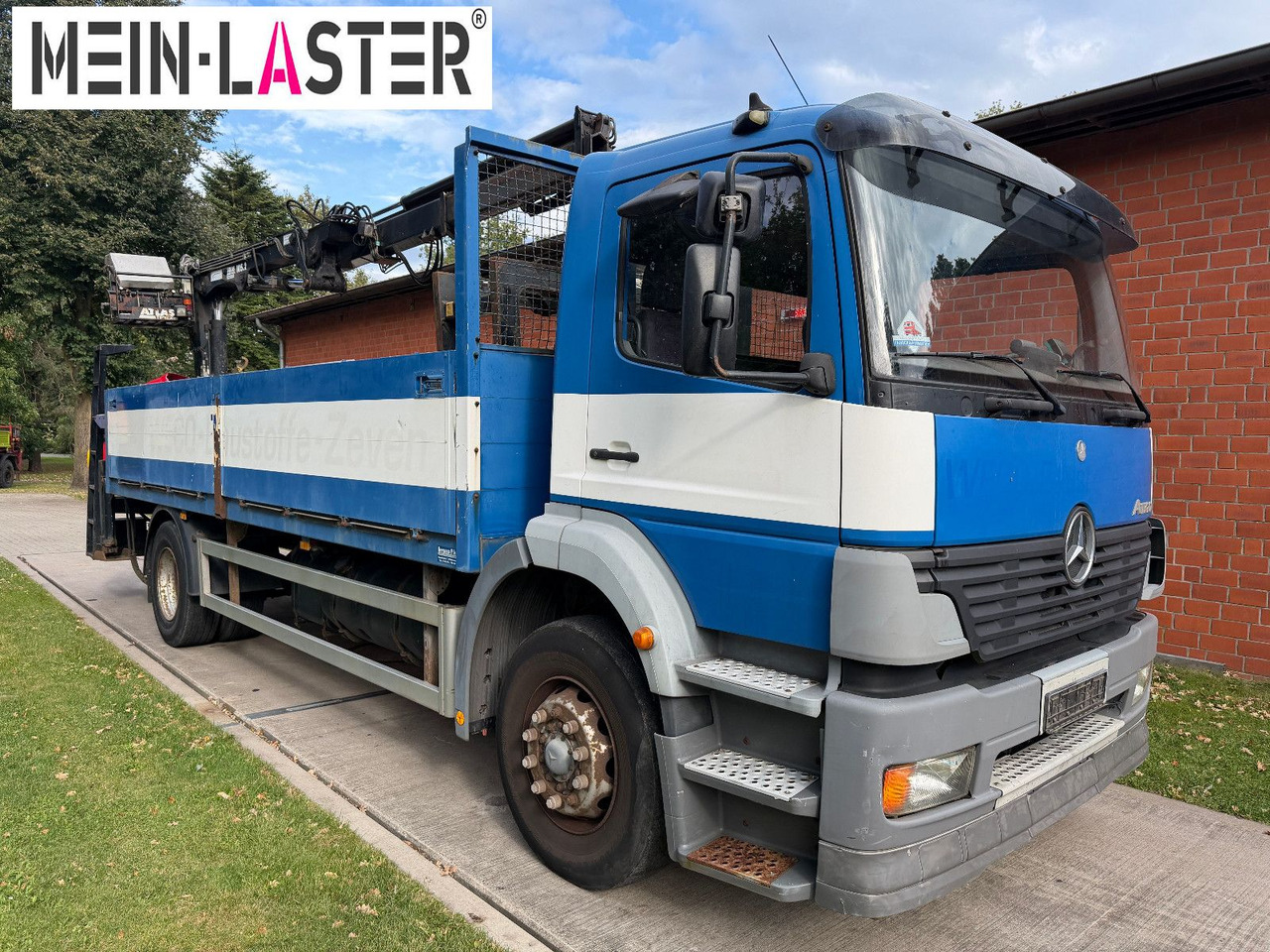 Autocarro con pianale/ Cassone fisso, Camion con gru Mercedes-Benz 1823 Atego Atlas 105.2 1.Hand nur 226.000 km: foto 16