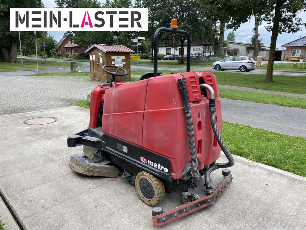 RCM Metro 1303 N Scheuersaugmaschine /3x Teller RCM Metro 1303 N Scheuersaugmaschine /3x Teller - Lavasciuga pavimenti industriale: foto 5 RCM Metro 1303 N Scheuersaugmaschine /3x Teller RCM Metro 1303 N Scheuersaugmaschine /3x Teller - Lavasciuga pavimenti industriale: foto 5