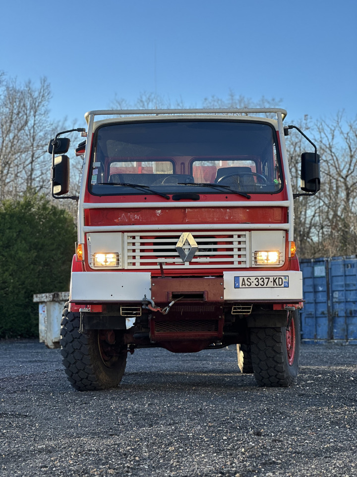 Renault M 210 - Autopompa: foto 1 Renault M 210 - Autopompa: foto 1