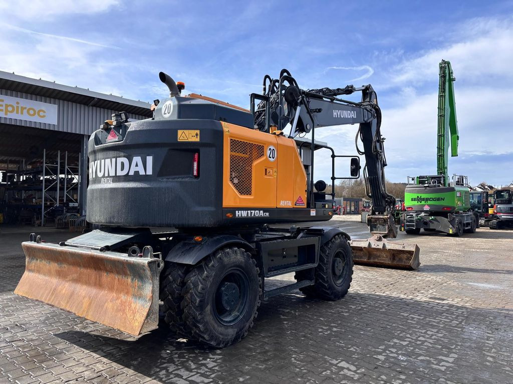 Hyundai HW170ACR Hyundai HW170ACR - Escavatore gommato: foto 4 Hyundai HW170ACR Hyundai HW170ACR - Escavatore gommato: foto 4