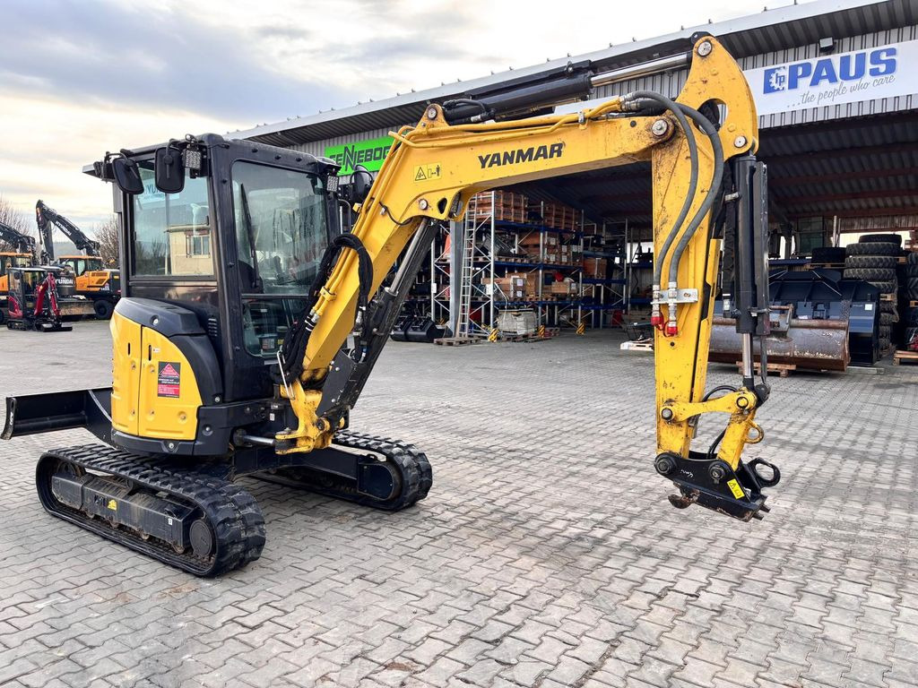 Yanmar Vio38-6 - Miniescavatore: foto 2 Yanmar Vio38-6 - Miniescavatore: foto 2