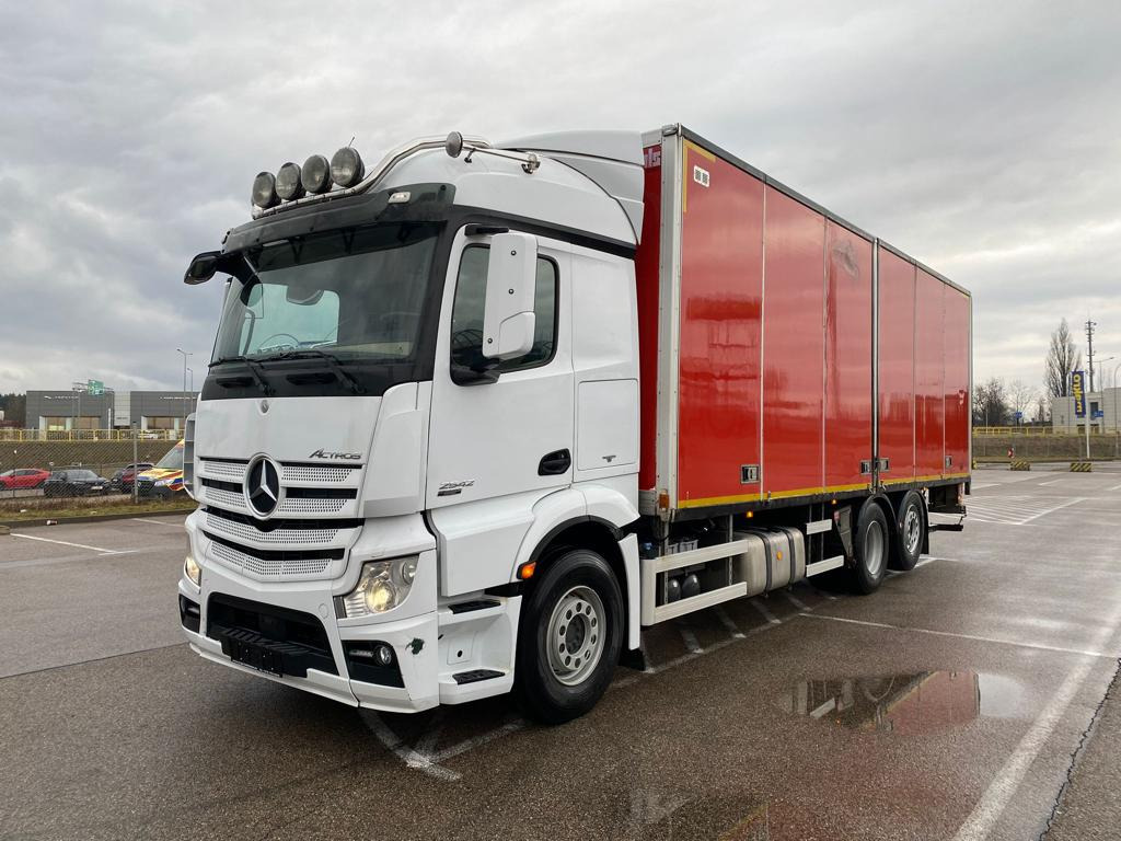MERCEDES-BENZ ACTROS 2542 - Autocarro furgonato: foto 5 MERCEDES-BENZ ACTROS 2542 - Autocarro furgonato: foto 5