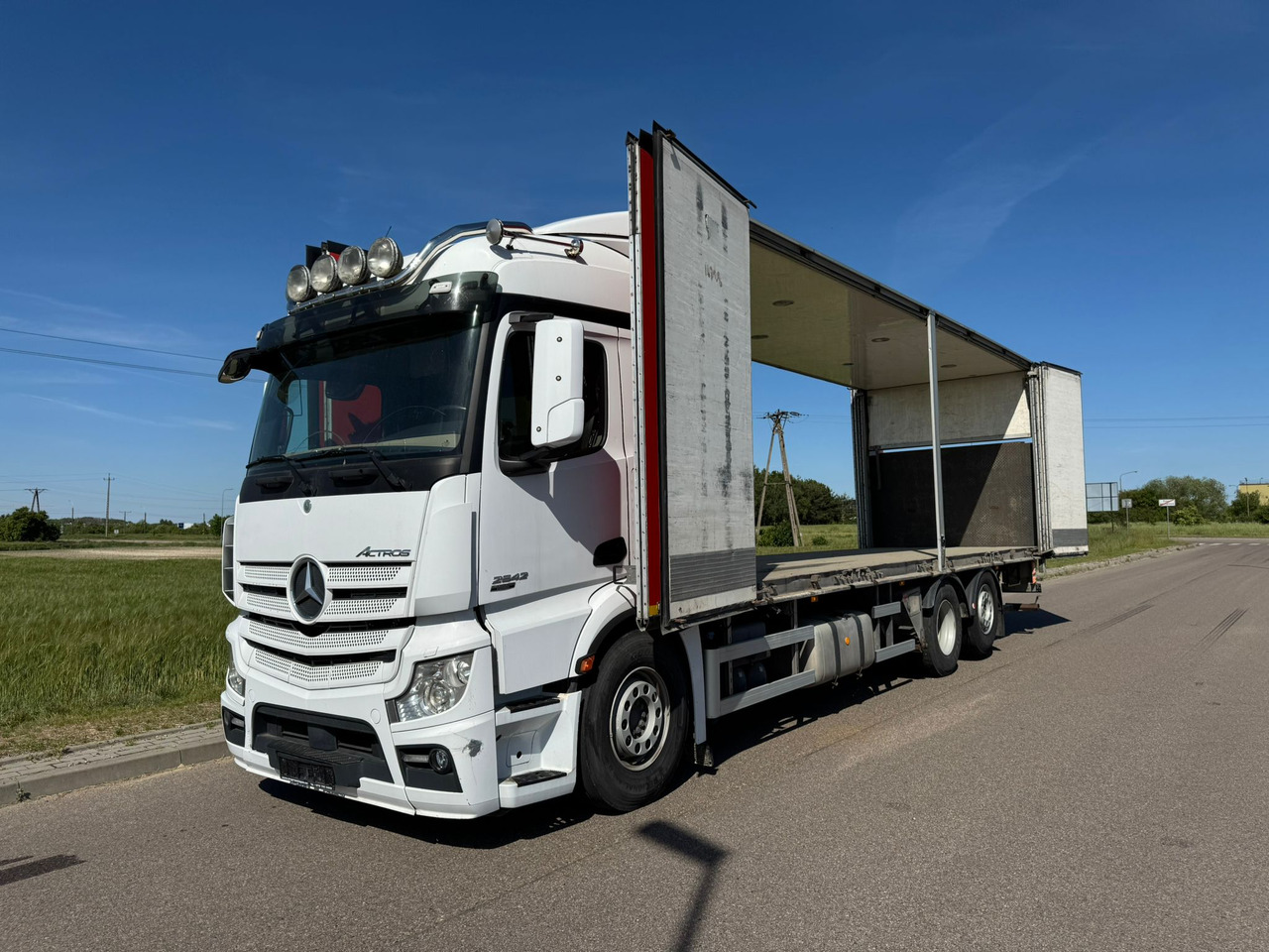 Autocarro furgonato MERCEDES-BENZ ACTROS 2542: foto 9 Autocarro furgonato MERCEDES-BENZ ACTROS 2542: foto 9