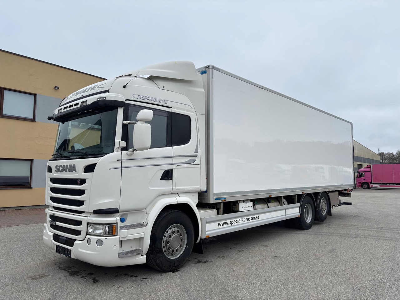 SCANIA G450 - Autocarro cella isotermica: foto 5 SCANIA G450 - Autocarro cella isotermica: foto 5