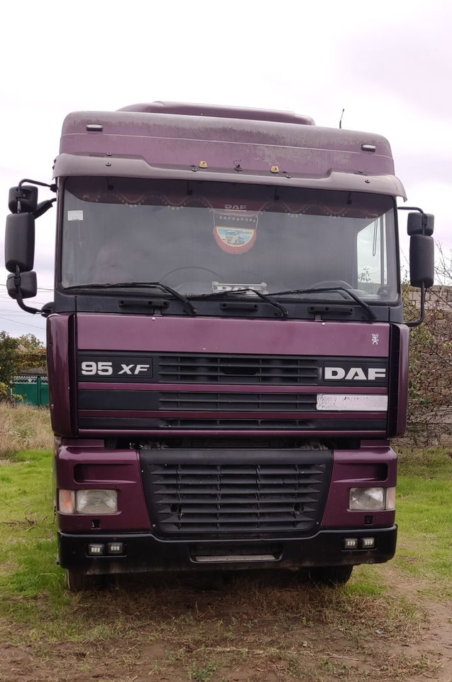 DAF 95XF380 - Trattore stradale: foto 2 DAF 95XF380 - Trattore stradale: foto 2