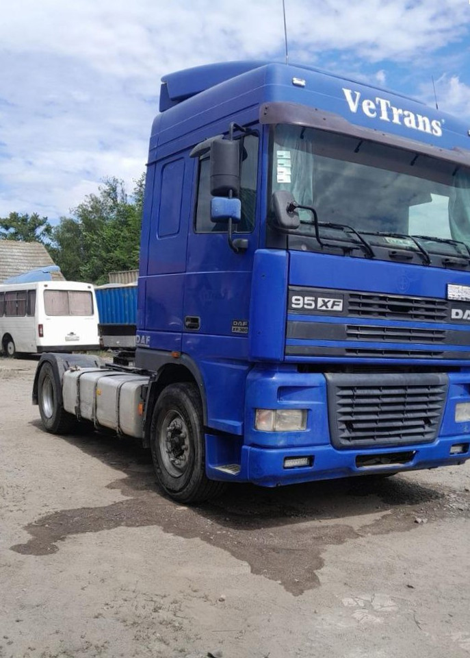 DAF XF 95.380 - Trattore stradale: foto 1 DAF XF 95.380 - Trattore stradale: foto 1