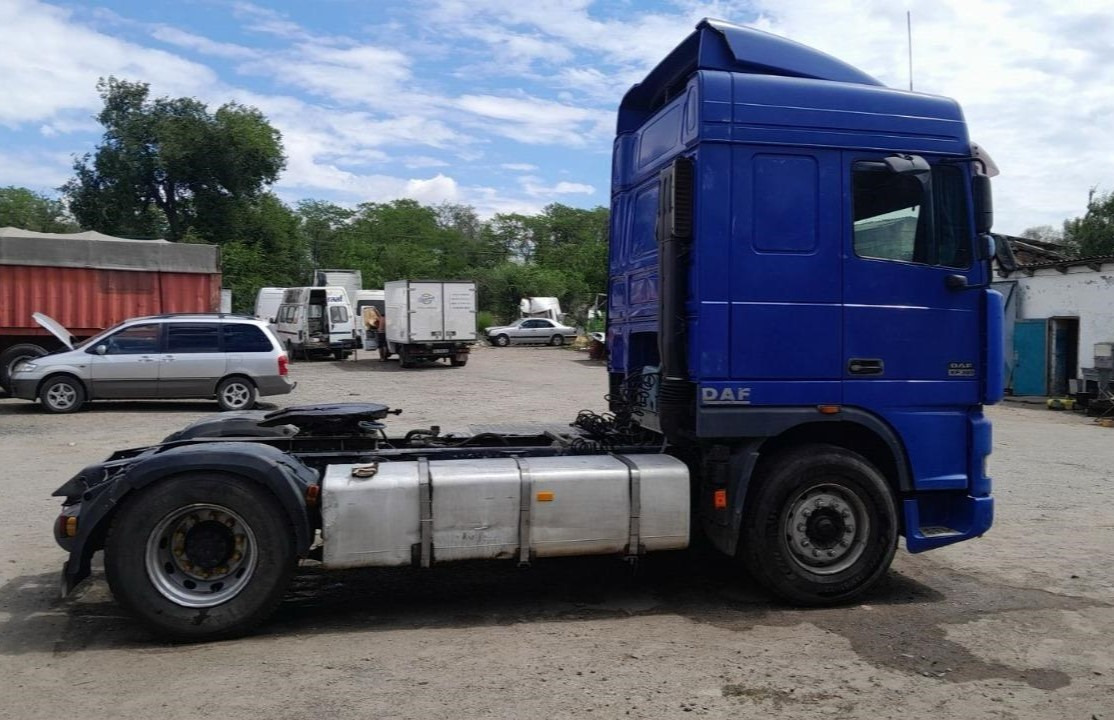 Trattore stradale DAF XF 95.380: foto 7