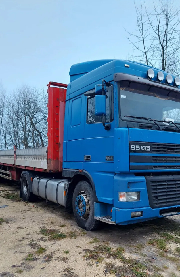 Trattore stradale DAF XF95.380: foto 1