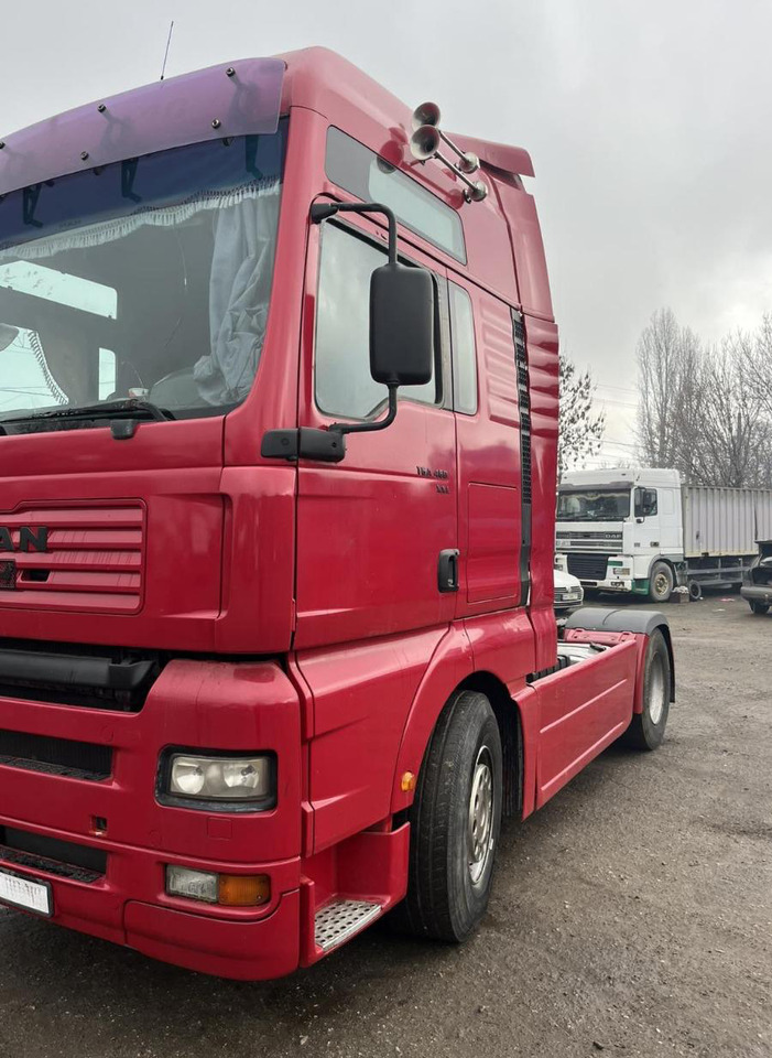 MAN 19.460 TGA ID1721S - Trattore stradale: foto 3 MAN 19.460 TGA ID1721S - Trattore stradale: foto 3