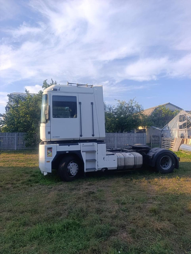 RENAULT Magnum 480 - Trattore stradale: foto 3 RENAULT Magnum 480 - Trattore stradale: foto 3