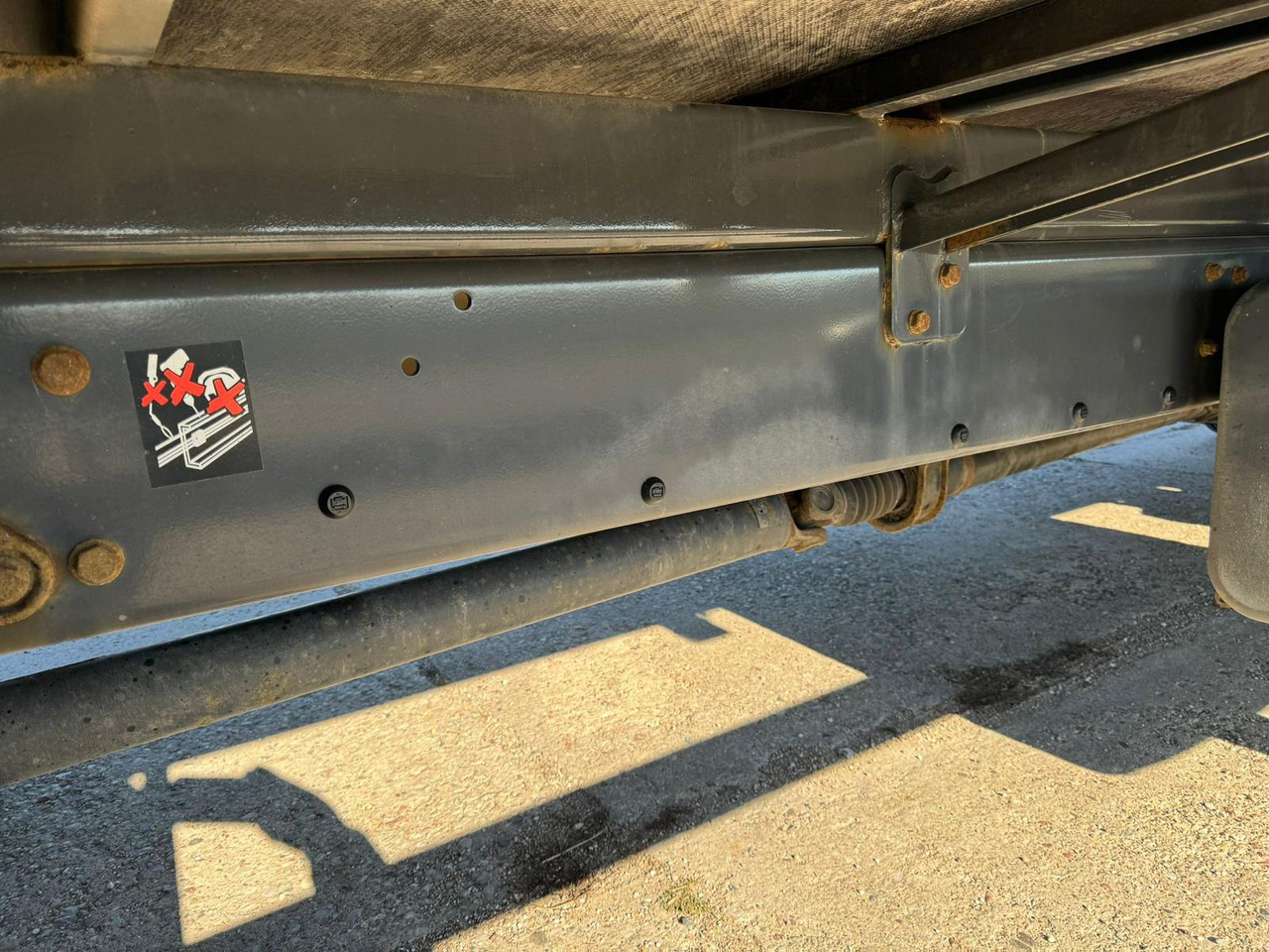 Autocarro furgonato VOLVO FL 240: foto 23