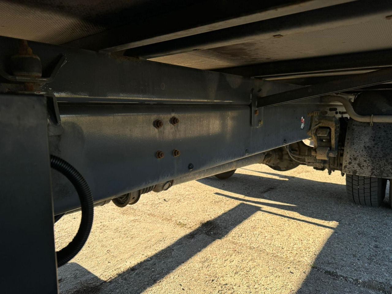 Autocarro furgonato VOLVO FL 240: foto 30