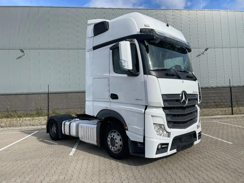 Trattore stradale Mercedes-Benz Actros 1842 Gigaspace: foto 1