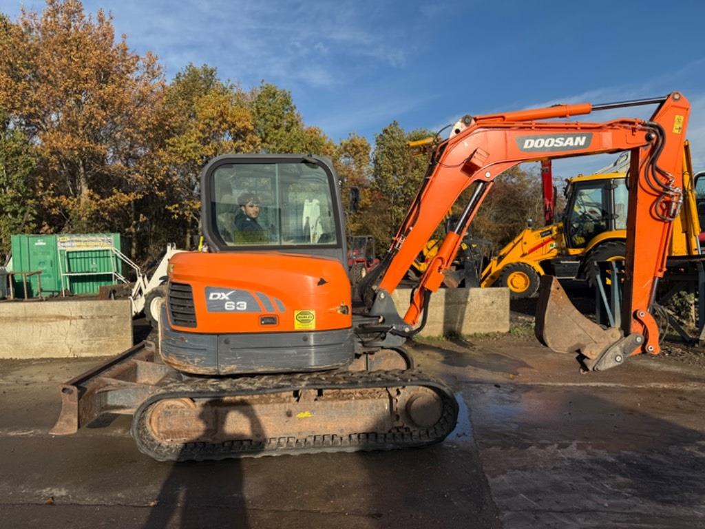 Doosan DX 63-3 - Miniescavatore: foto 1 Doosan DX 63-3 - Miniescavatore: foto 1