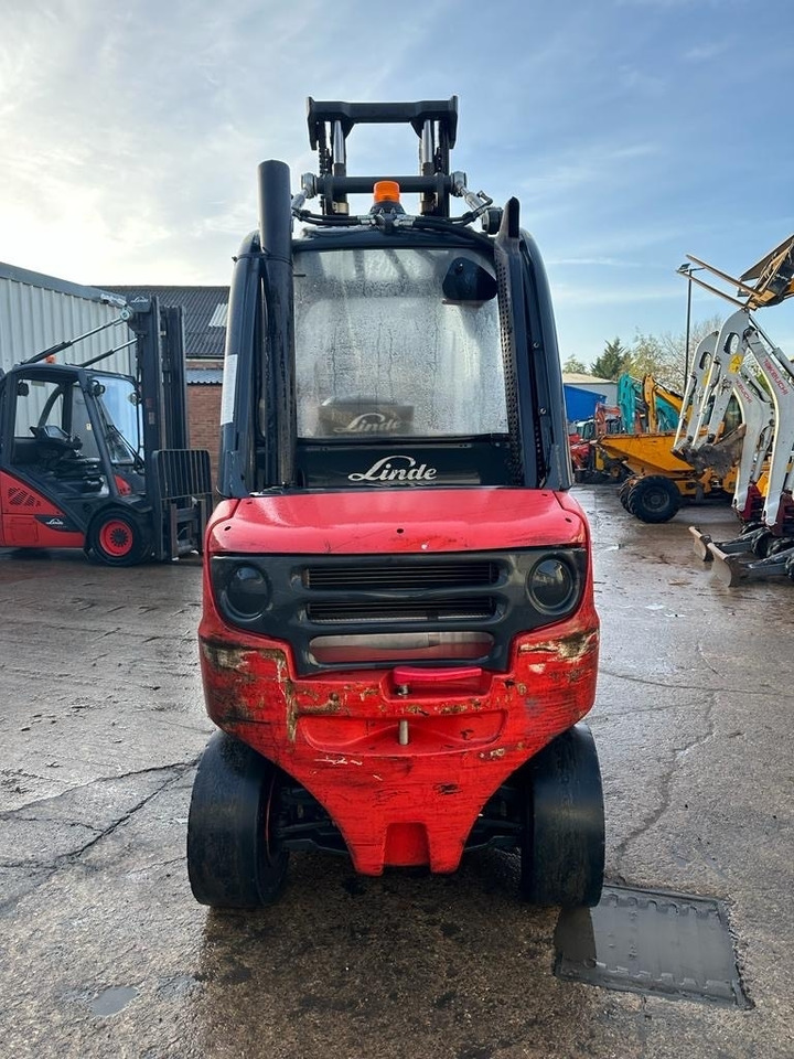 Linde H 35 D - Carrello elevatore diesel: foto 5 Linde H 35 D - Carrello elevatore diesel: foto 5