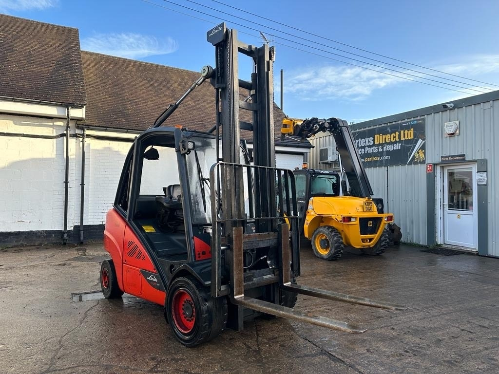 Linde H 35 D - Carrello elevatore diesel: foto 2 Linde H 35 D - Carrello elevatore diesel: foto 2