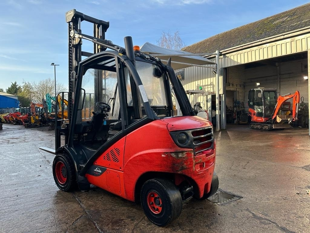 Linde H 35 D - Carrello elevatore diesel: foto 3 Linde H 35 D - Carrello elevatore diesel: foto 3